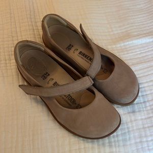 Birkenstock Size 37 Taupe Mary Jane Shoe